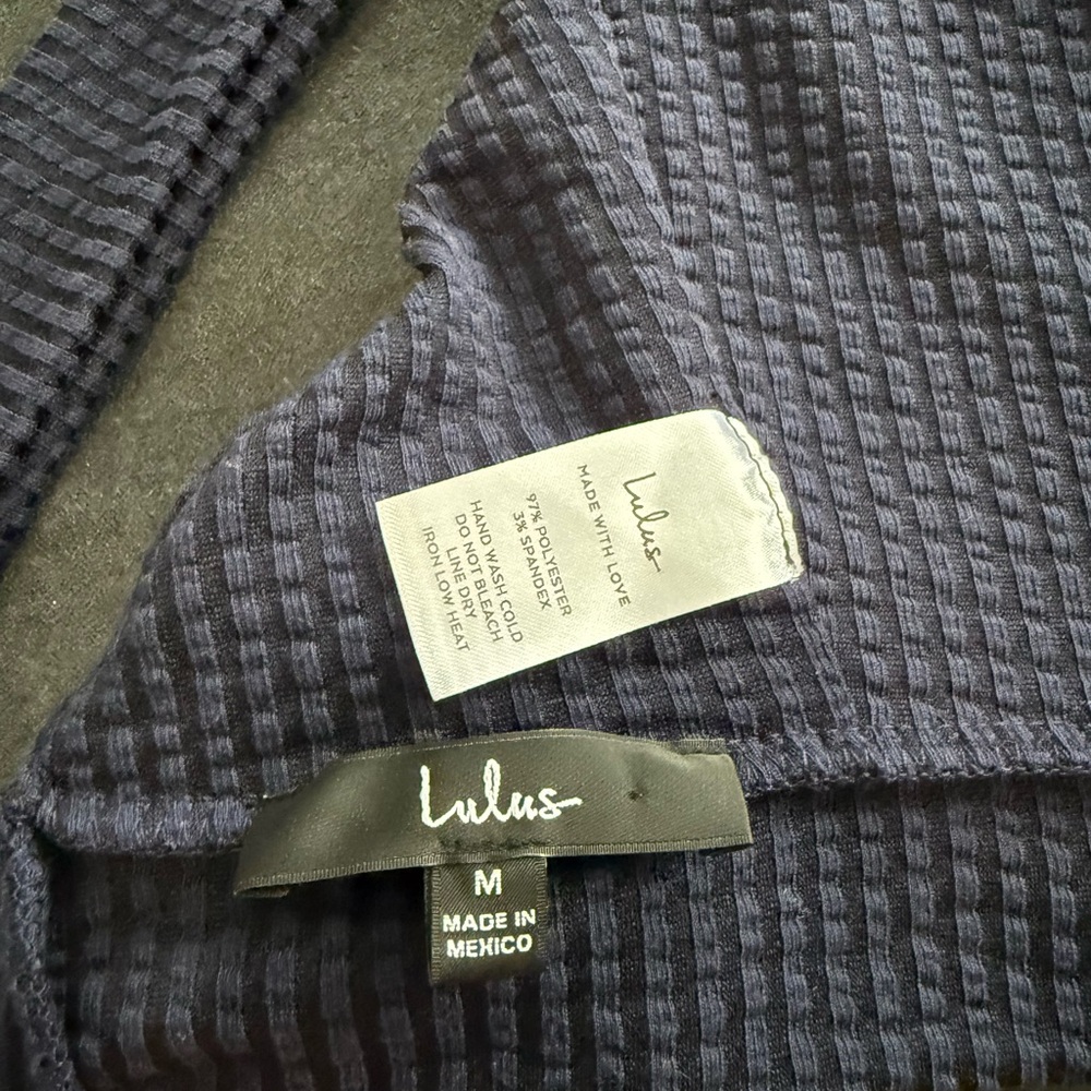 Lulu's Deep Blue Ribbed Halter Tank - Picture 5 of 6